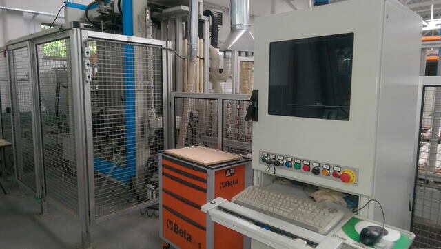 Brema Vertical CNC Milling and Drilling Center - second-hand Vektor (12)