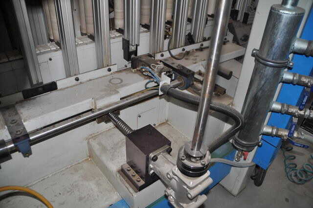 Brema Vertical CNC Milling and Drilling Center - second-hand Vektor (24)