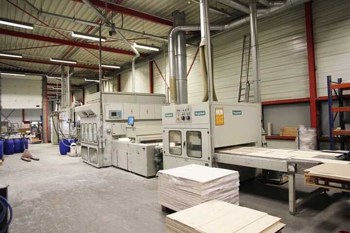 Venjakob Spraying Line - second-hand main picture