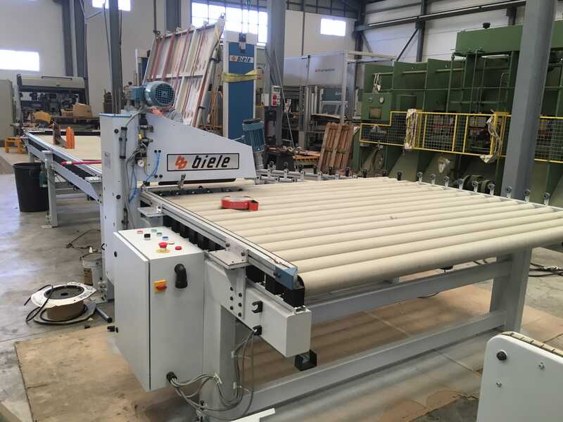 Homag Double-Sided Autom. Edge Processing Machine - second-hand KF 20 (18)