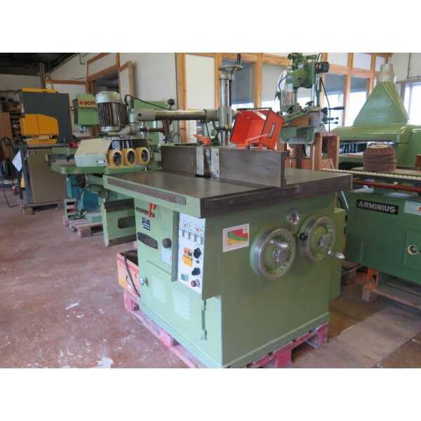 Kamro Table Moulder with Tilting Spindle - second-hand FMS (1)