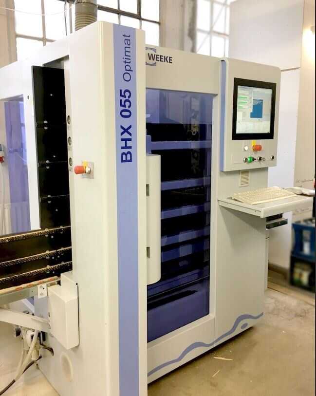 Weeke Vertical CNC-Processing Center - second-hand BHX 055 (1)
