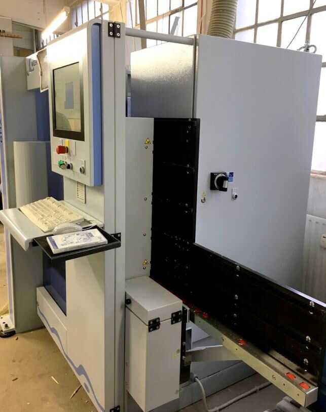 Weeke Vertical CNC-Processing Center - second-hand BHX 055 (5)
