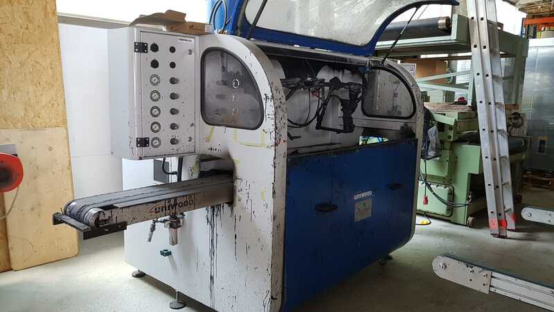 Uniwood Spraying Machine for Profile Strips - second-hand main picture