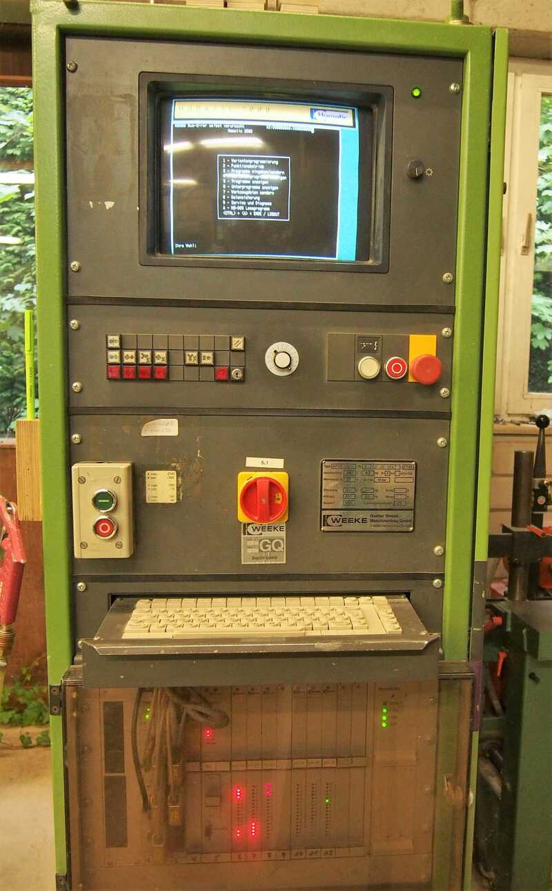 Weeke CNC-Processing Center - second-hand BP 05 (3)