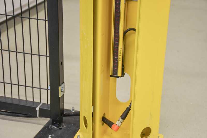 Homag Лакировальный станок / Лакораспылительная установка с укладкой этажерочной тележкой - бывший с употреблении Sprayteq (18)