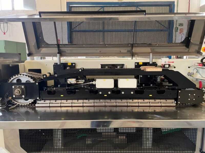 Kuper Veneer splicing machine with direct gluing - second-hand FLI Innovation (3)