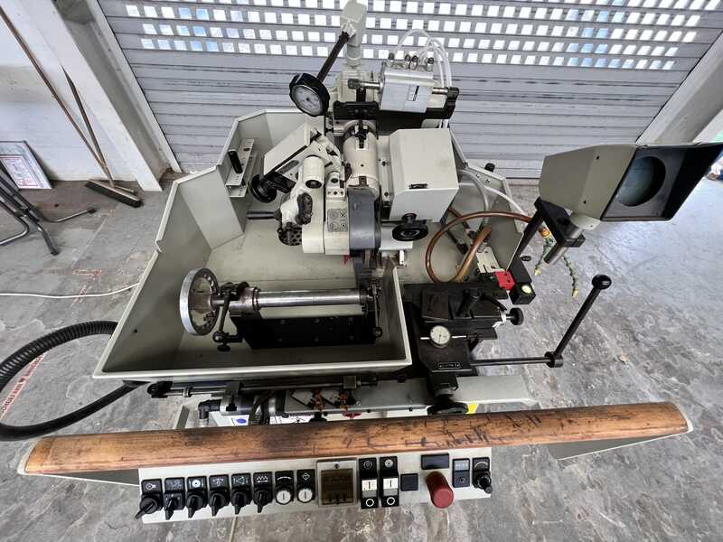 Weinig Universal tool grinding machine - second hand Rondamat 970 (4)