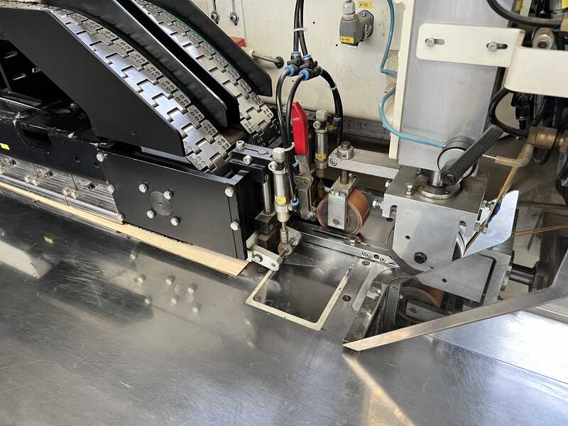 Kuper Longitudinal Veneer Splicing Machine - second-hand FLI (6)