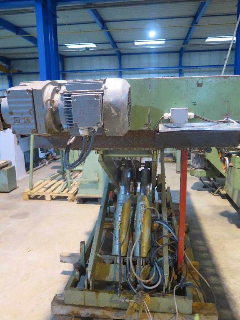 unbekannt Hydraulic scissors lift table with driven rollers - second-hand (2)