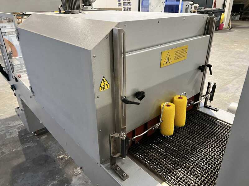Vacuum Pump компактна пакувальна машина для термоусадочної плівки - б/в AM 80 N (11)