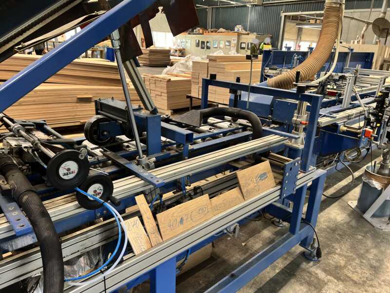 CSP Engineering Gluing Machine / Gluing Press for Flooring Lamellas and Multi-Layer Parquet - second-hand Par-Duo Hotmelt (4)
