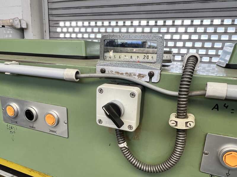 Josting Veneer Guillotine / Veneer cutter - second-hand EFS 2800 (3)