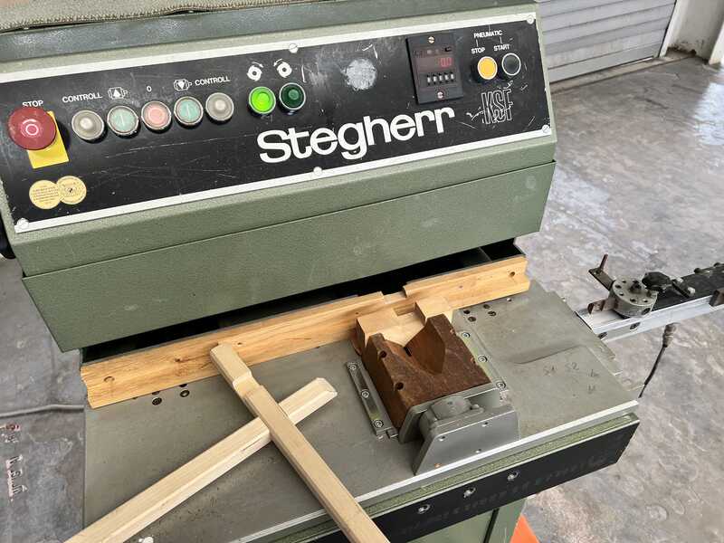 Stegherr Crosscut milling machine with digital fence - second-hand KSF (11)