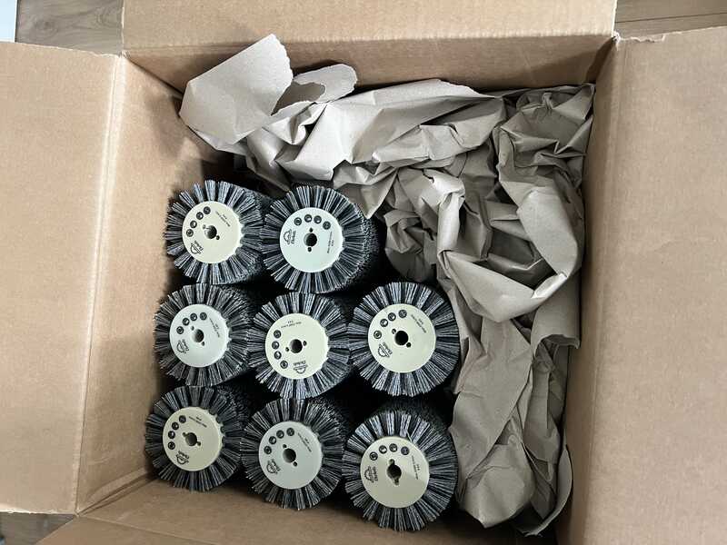 Ehrholz Structuring / sanding brush package compatible for Makita brush sander 9741 - Remaining stock passend für Makita Bürstenschleifer 9741 (1)