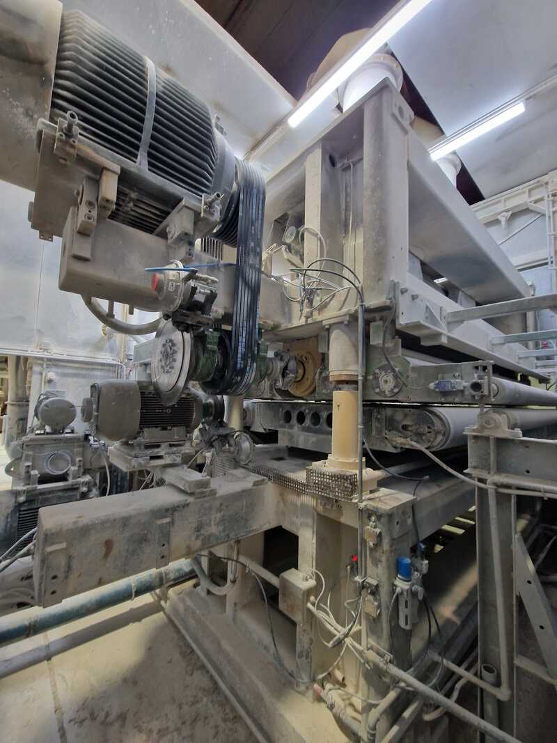 Steinemann Calibrating machine bottom/top for gypsum fiber boards - second-hand Nova 260 K main picture