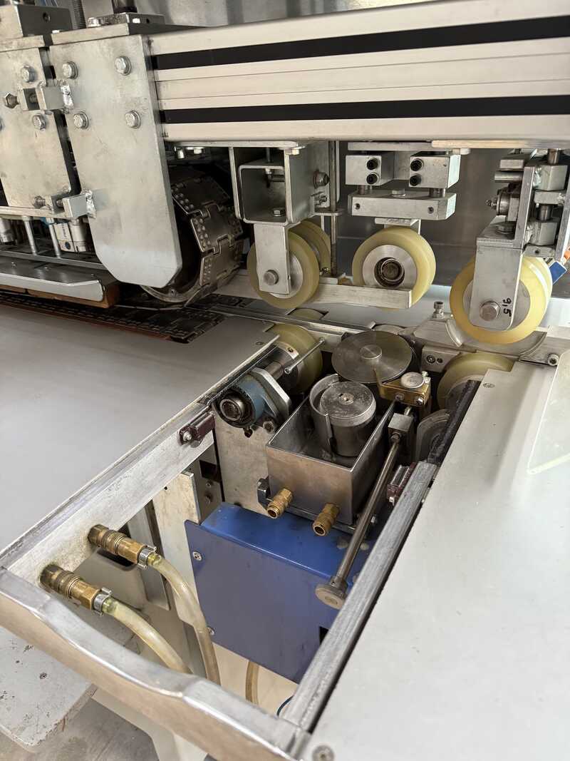 Furniertechnik Longitudinal veneer splicing machine - second-hand LZ (2)