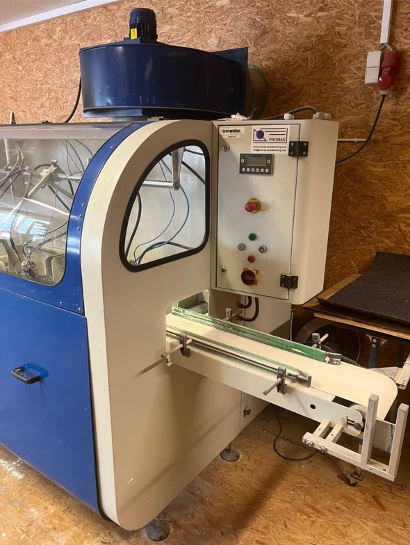 Uniwood Profile Strip Spraying Machine - second-hand SMP 420 (1)