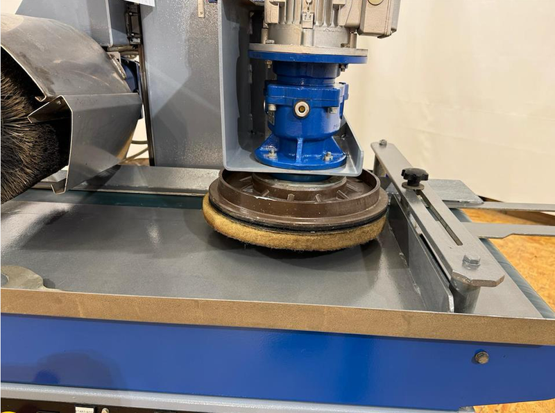 Sarmax Компактна машина для розподілу / полірування - вживана (2)