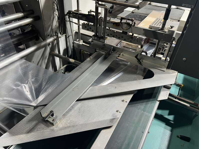 Hugo Beck Упаковочная машина для термоусадочной пленки - б/у Flexo 500 S + HV 601 (4)