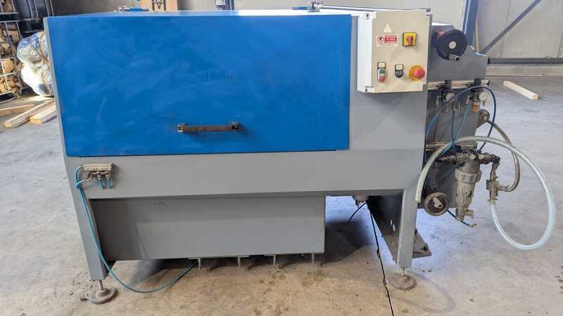 Sarmax Painting machine - used Apache main picture