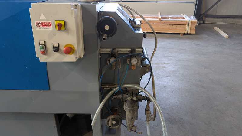 Sarmax Painting machine - used Apache (3)