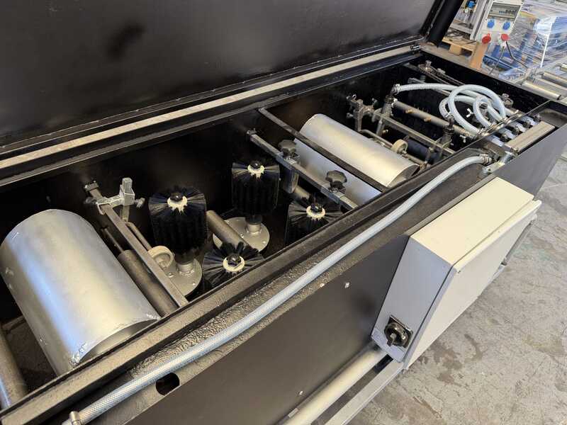 Ceetec Brush Painting Machine / automatic brush coating machine - used A 250 (2)