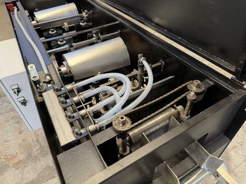 Ceetec Brush Painting Machine / automatic brush coating machine - used A 250 (3)
