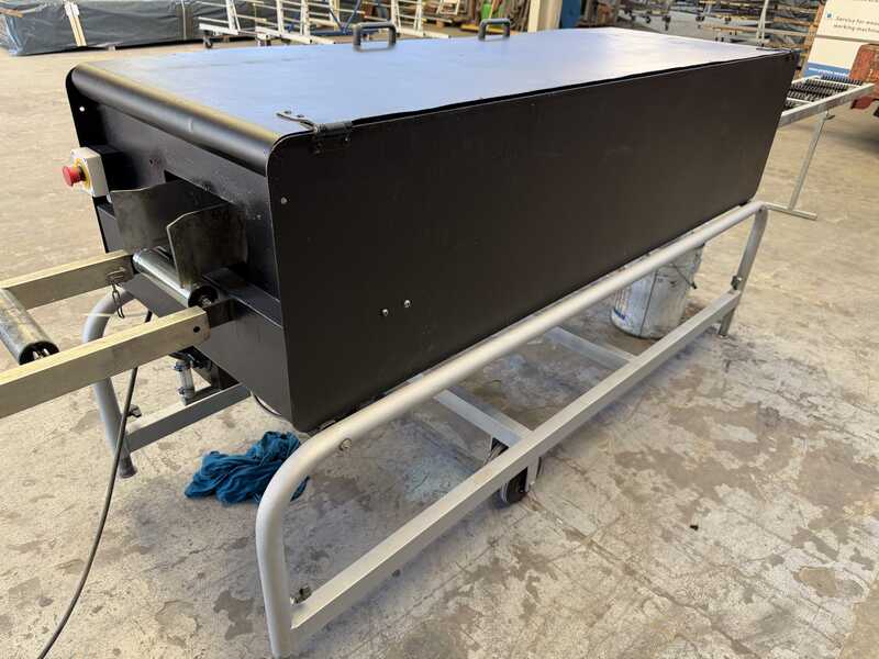 Ceetec Brush Painting Machine / automatic brush coating machine - used A 250 (8)