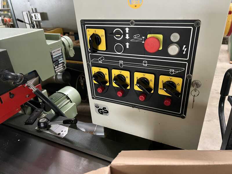 Guilliet Чотиристороння стругальна машина - б/у KXY (4)