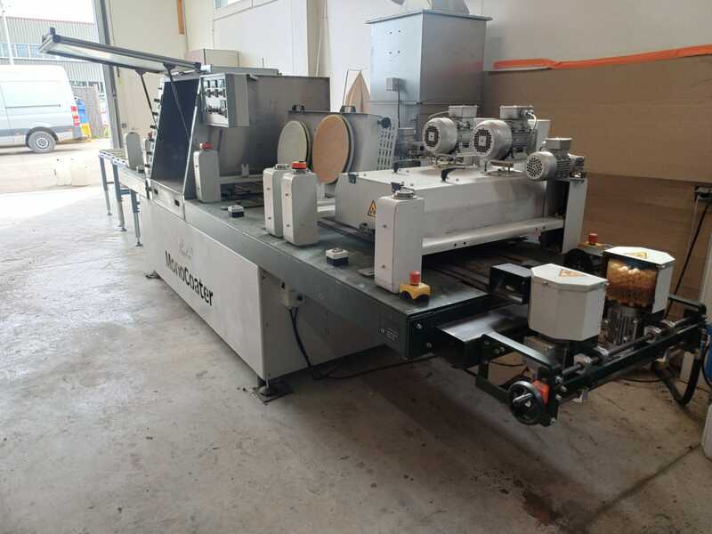 Rubio / Cosma Комбинированная машина для шлифования, нанесения покрытий и распределения — б/у MonoCoater RMC 420 Spray (1)