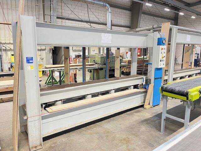 Soest Block press / Stationary press for multi-layer parquet  - second-hand T-80 (1)
